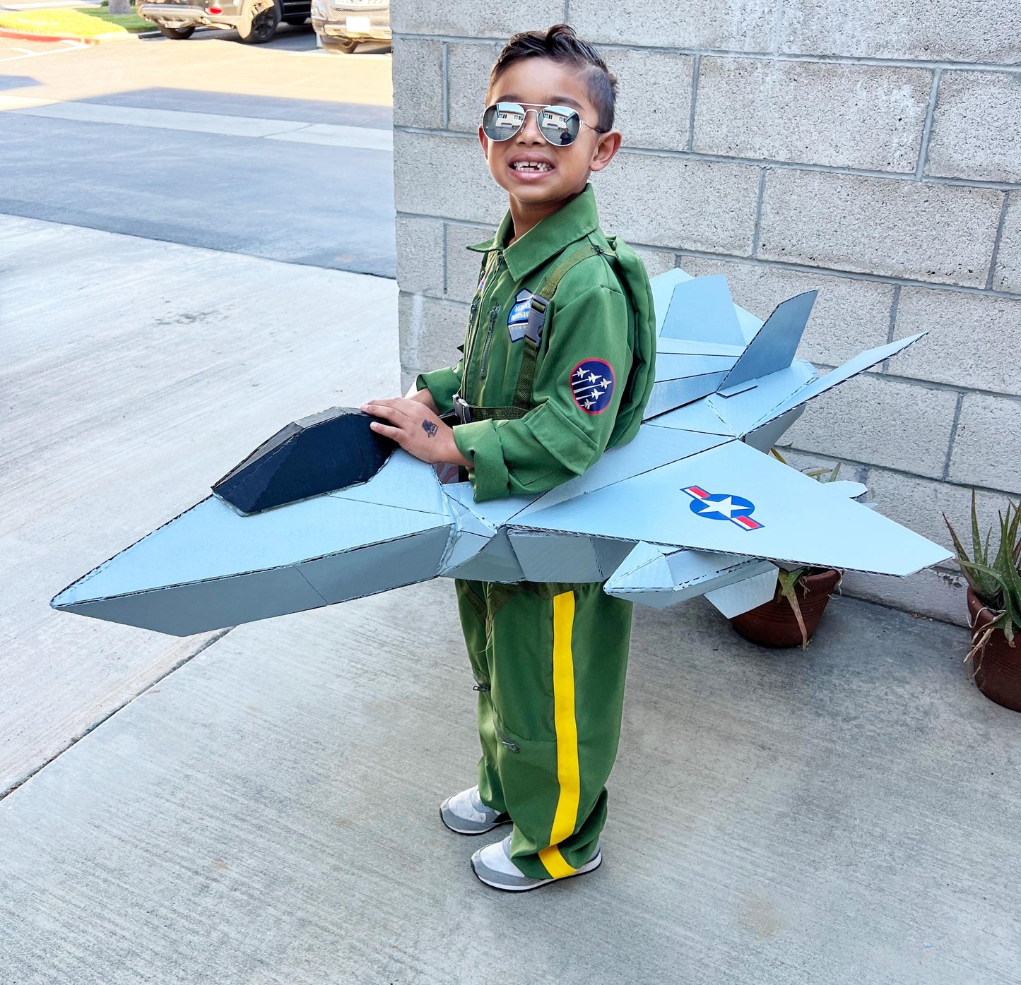 Top Gun Costume, Air Force Costume, Jet Fighter pilot, Cardboard costume patterns, Cardboard costume template, Kids fighter jet party supply